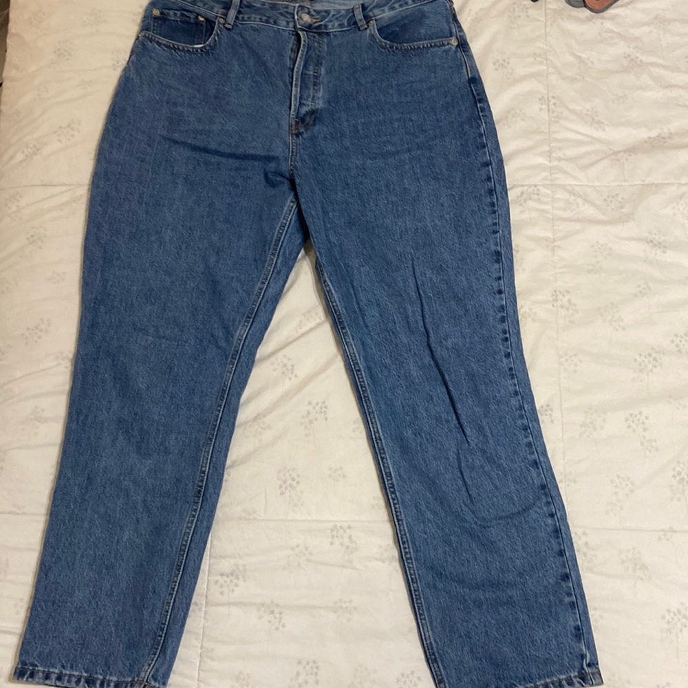 Everlane curvy 90s cheeky straight jean
